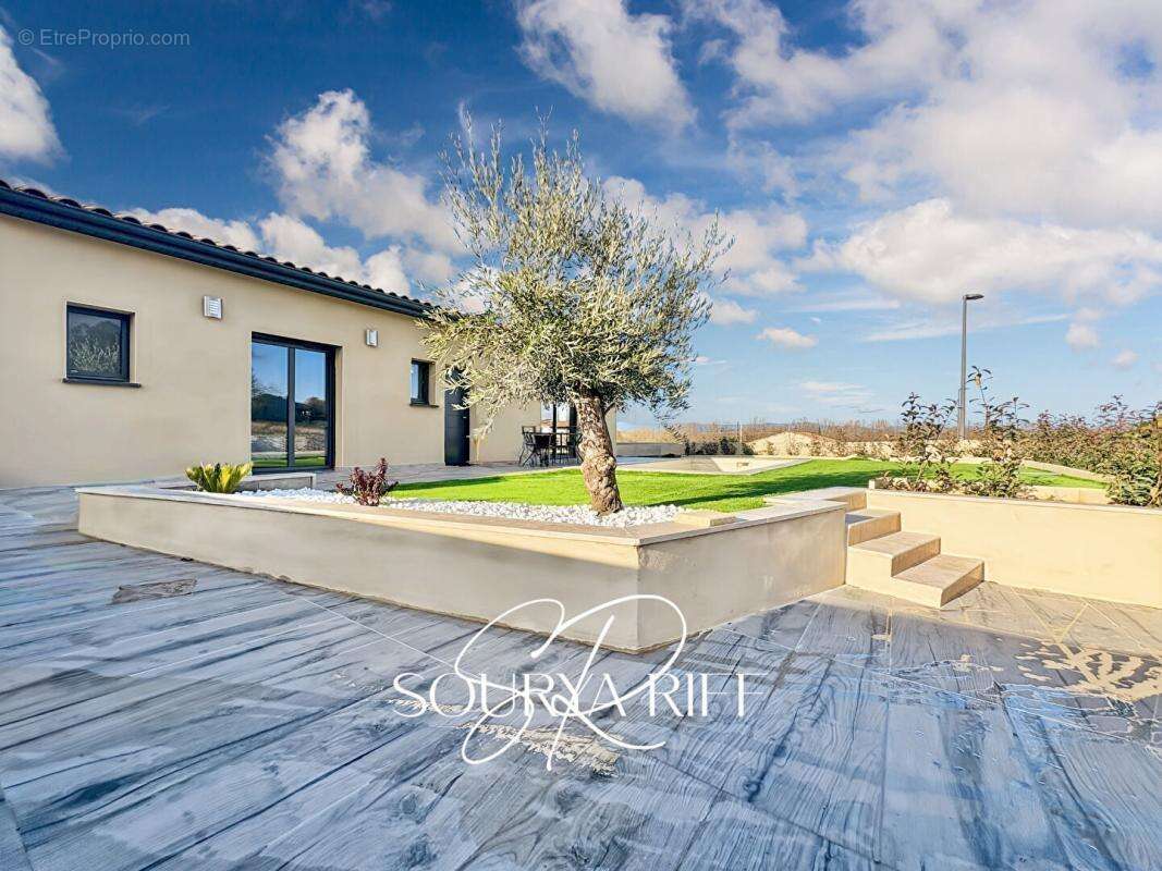 Villa contemporaine avec piscine et sous-sol exceptionnel - photo 9