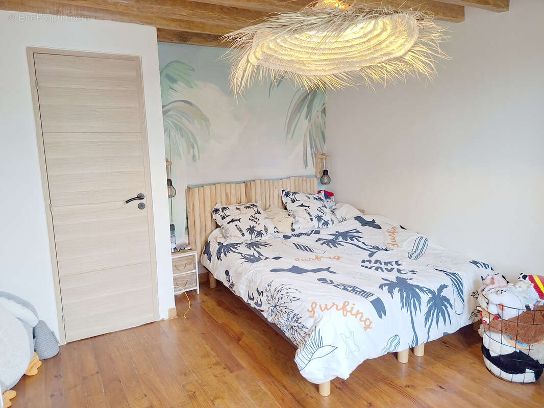 Maison à SAINTE-GENEVIEVE