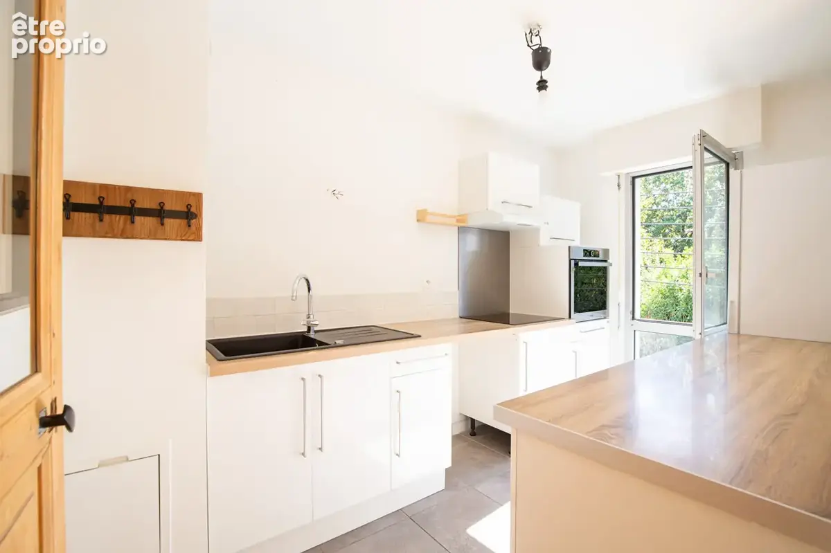 Nantes/centre ville appartement avec balcon/parking/terasse - photo 3