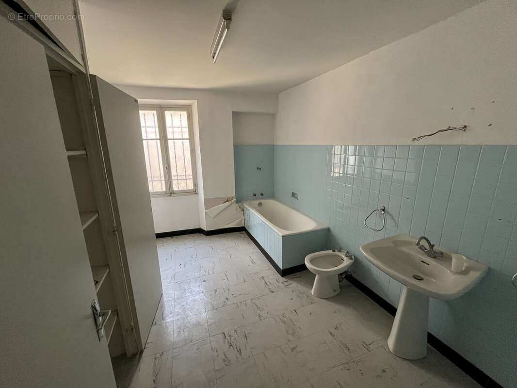 Appartement à BUIS-LES-BARONNIES