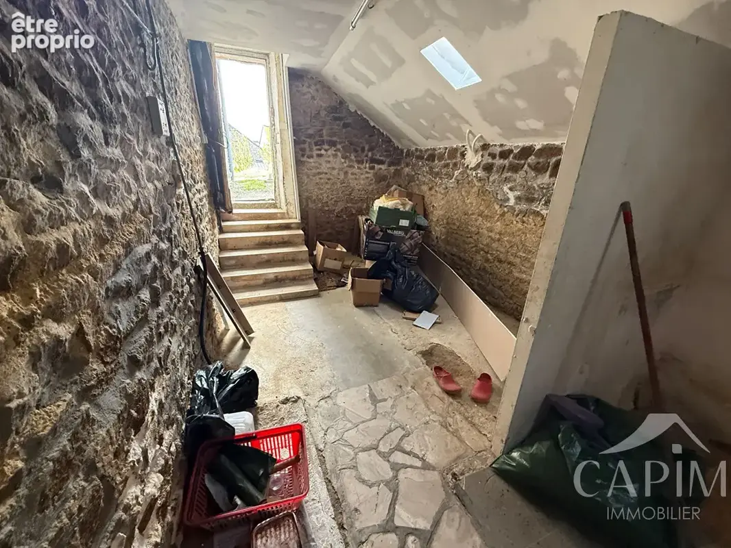 La Chapelle Fleurigné-Maison à 4km de Laignelet - 144m²- Commerce et habitation + Hangar - Investisseurs ou artisans - photo 13