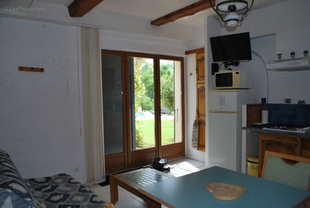 Maison à VILLECROZE