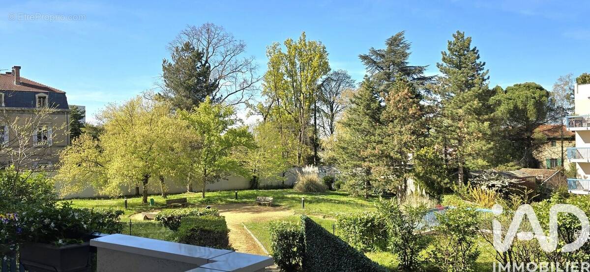 Photo 1 - Appartement à LYON-5E