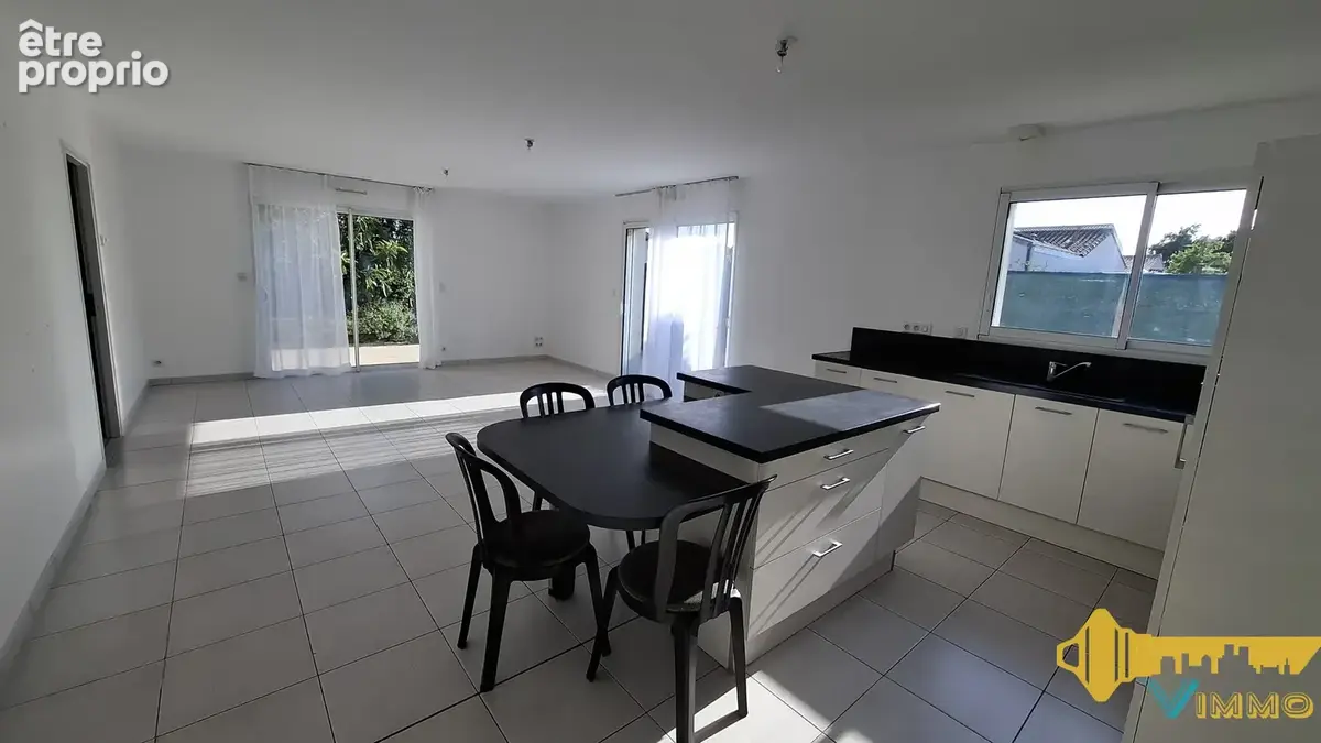 Maison plain pied - 2014 - 3 chambres - photo 2