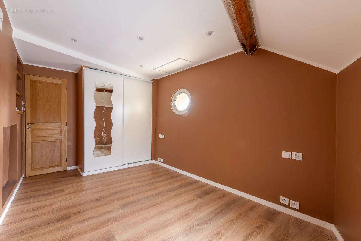 Maison de ville 4 pièces de 127 m² à Villeneuve-sous-Dammartin - photo 7