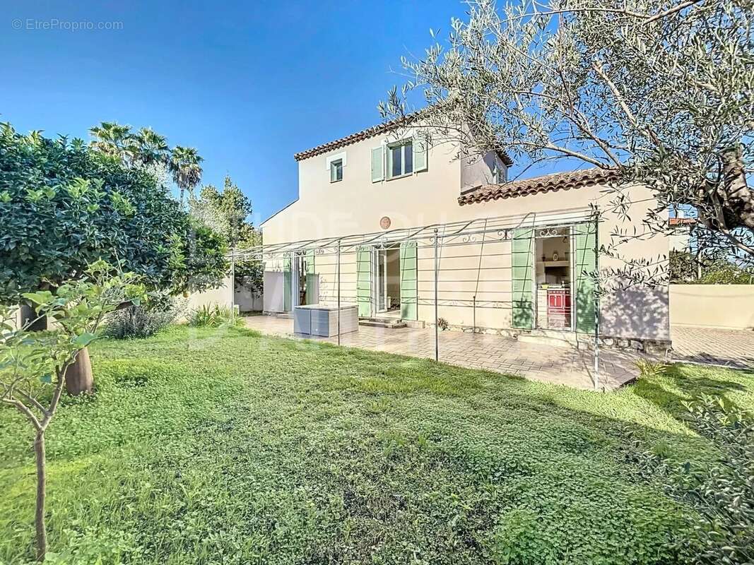 Maison à ANTIBES