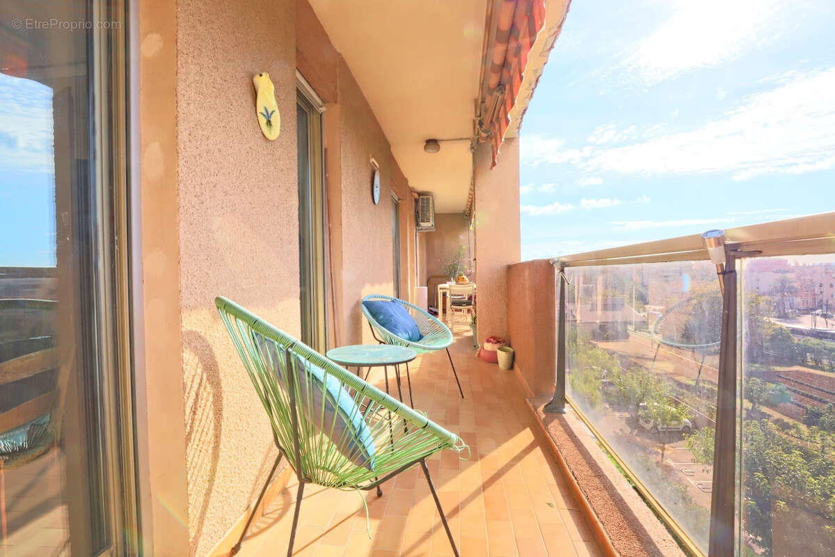 Appartement à HYERES