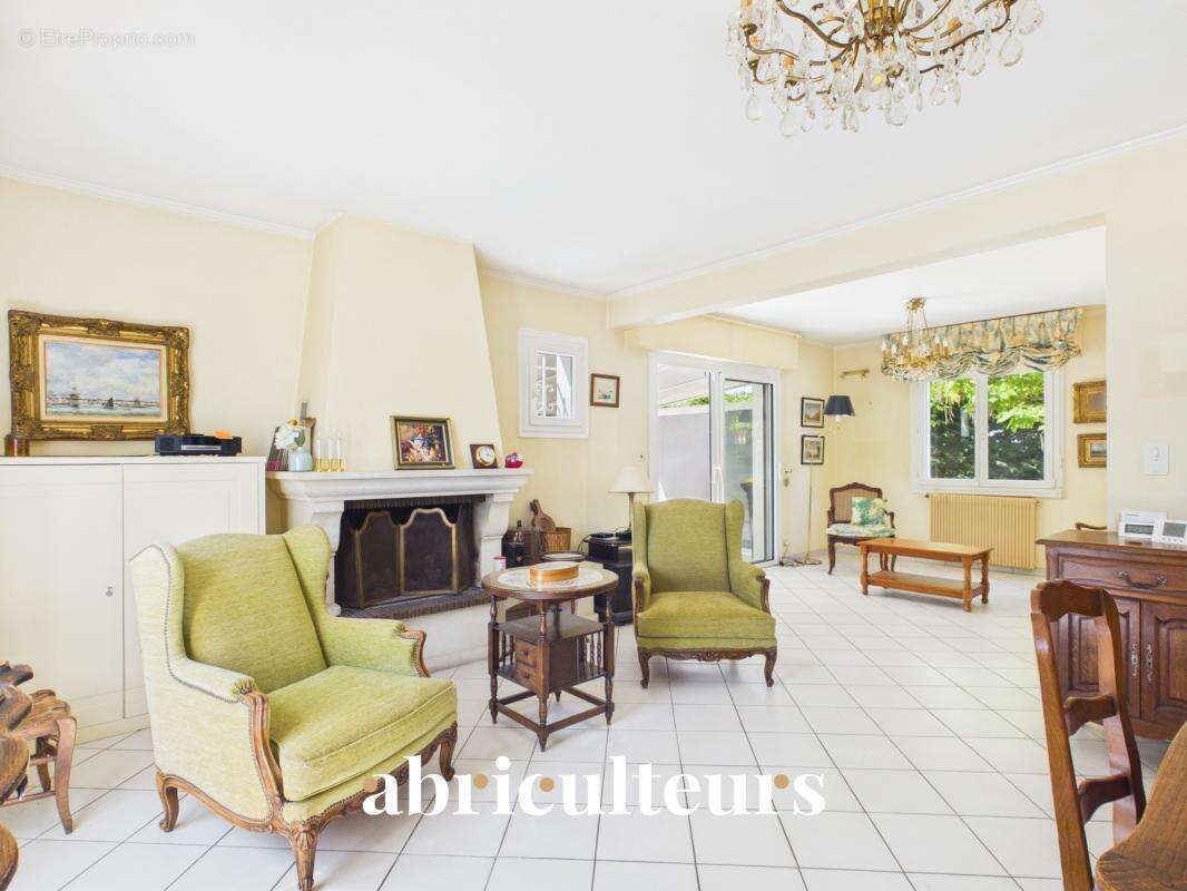 Maison familiale d’environ 160 m² en vente au nord de Vannes (Le Teninio) 56000 - photo 10