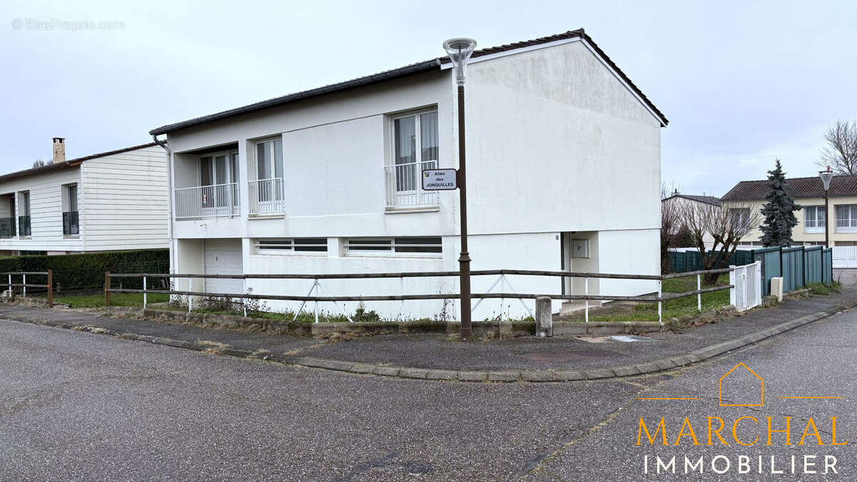 Maison à POURNOY-LA-CHETIVE