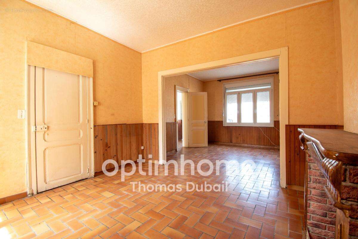 Maison individuelle à rénover avec jardin - photo 2