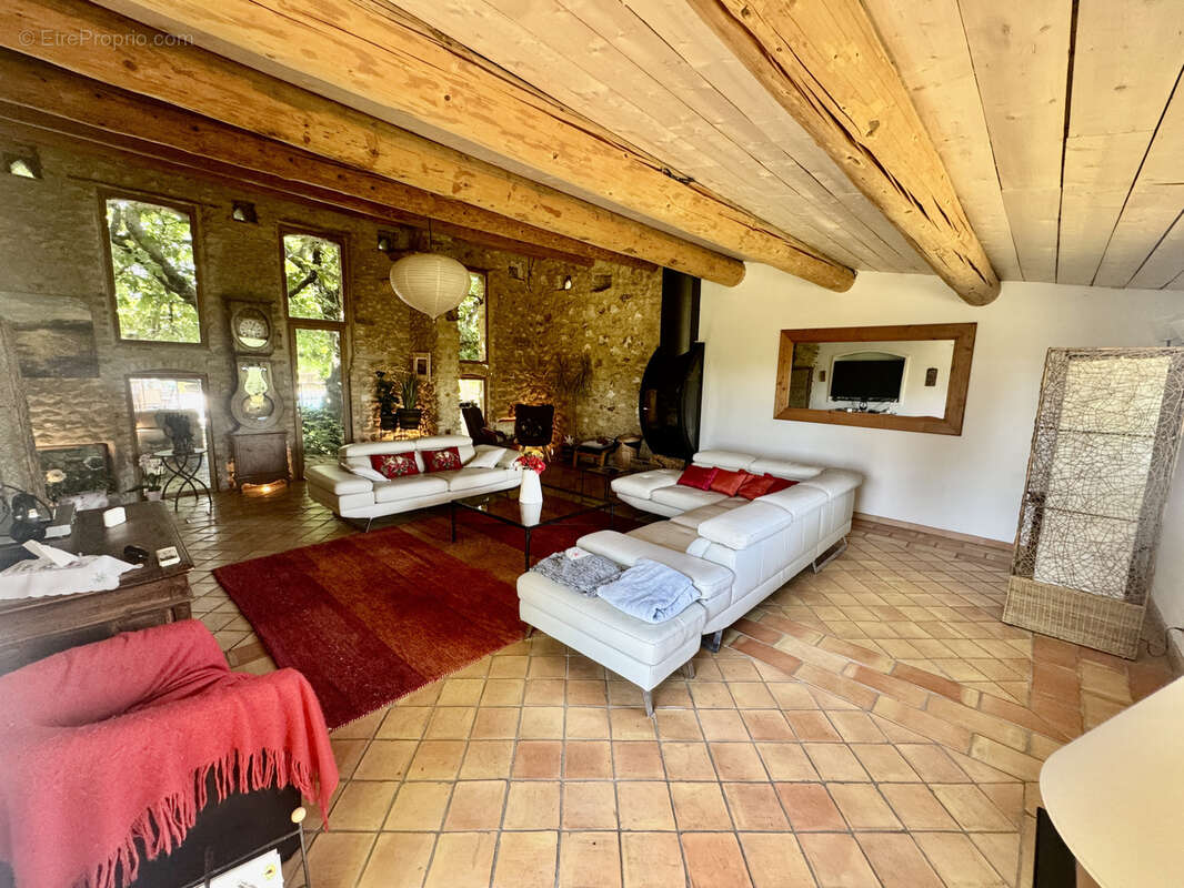 Maison à PIOLENC