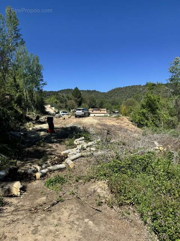 Terrain à VILLECROZE