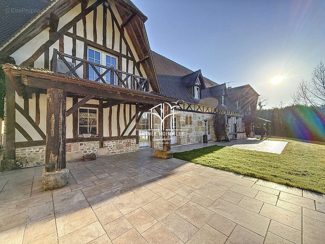 Maison à ENGLESQUEVILLE-EN-AUGE