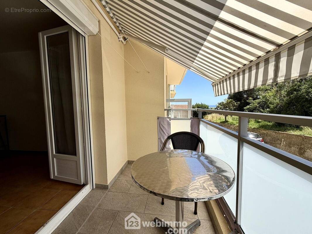 Une copropriété refaite de A à Z - Appartement à SAN-MARTINO-DI-LOTA