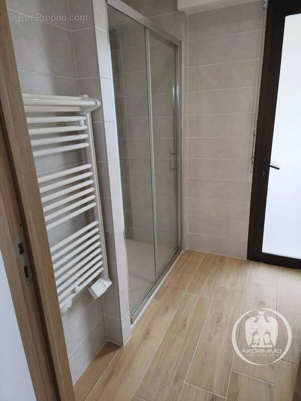 Appartement spacieux de 132 m² à Saint-Laurent-du-Var - photo 5