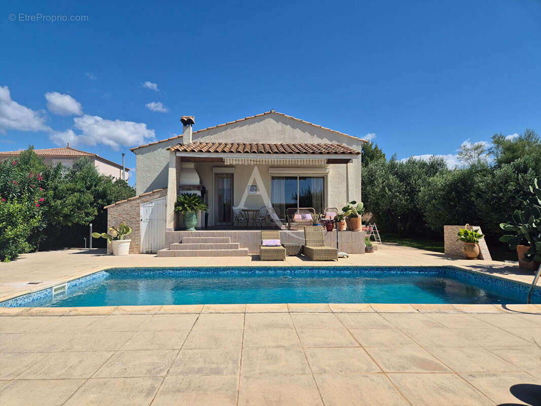 Villa T5 de 156 m2 - Piscine + studio indépendant - Balaruc les bains - photo 9