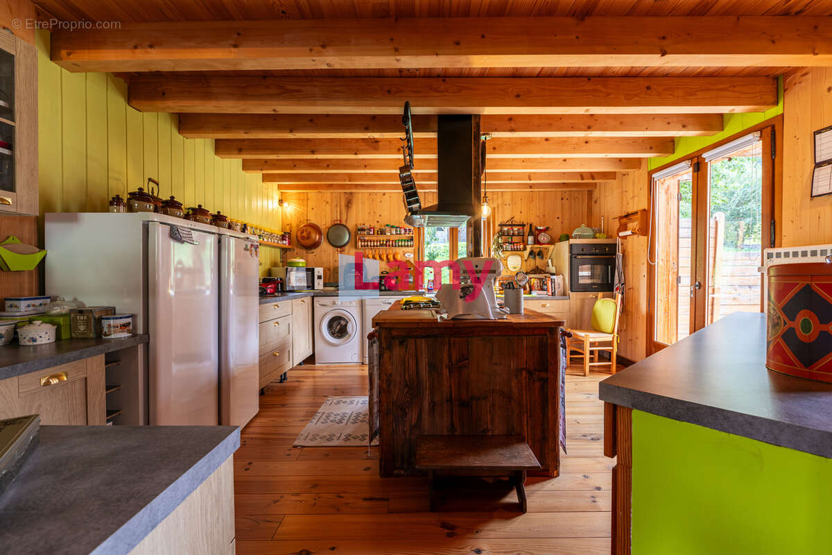 Maison à LES AVANCHERS-VALMOREL