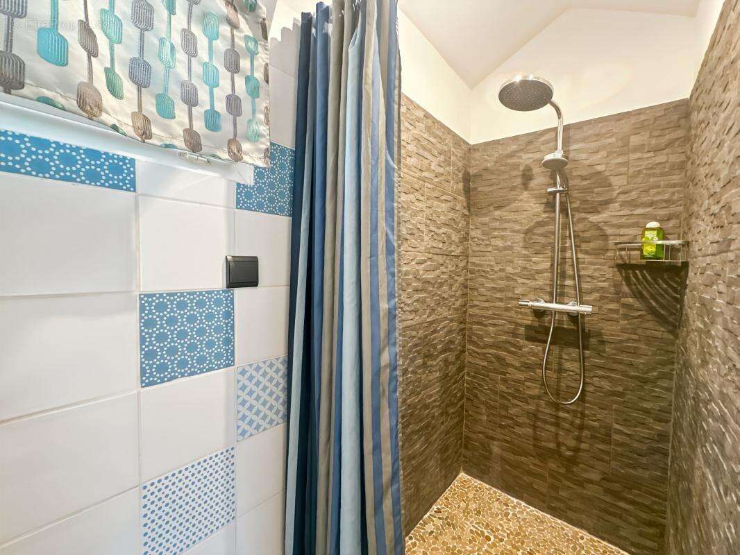 Maison à PORTES-LES-VALENCE