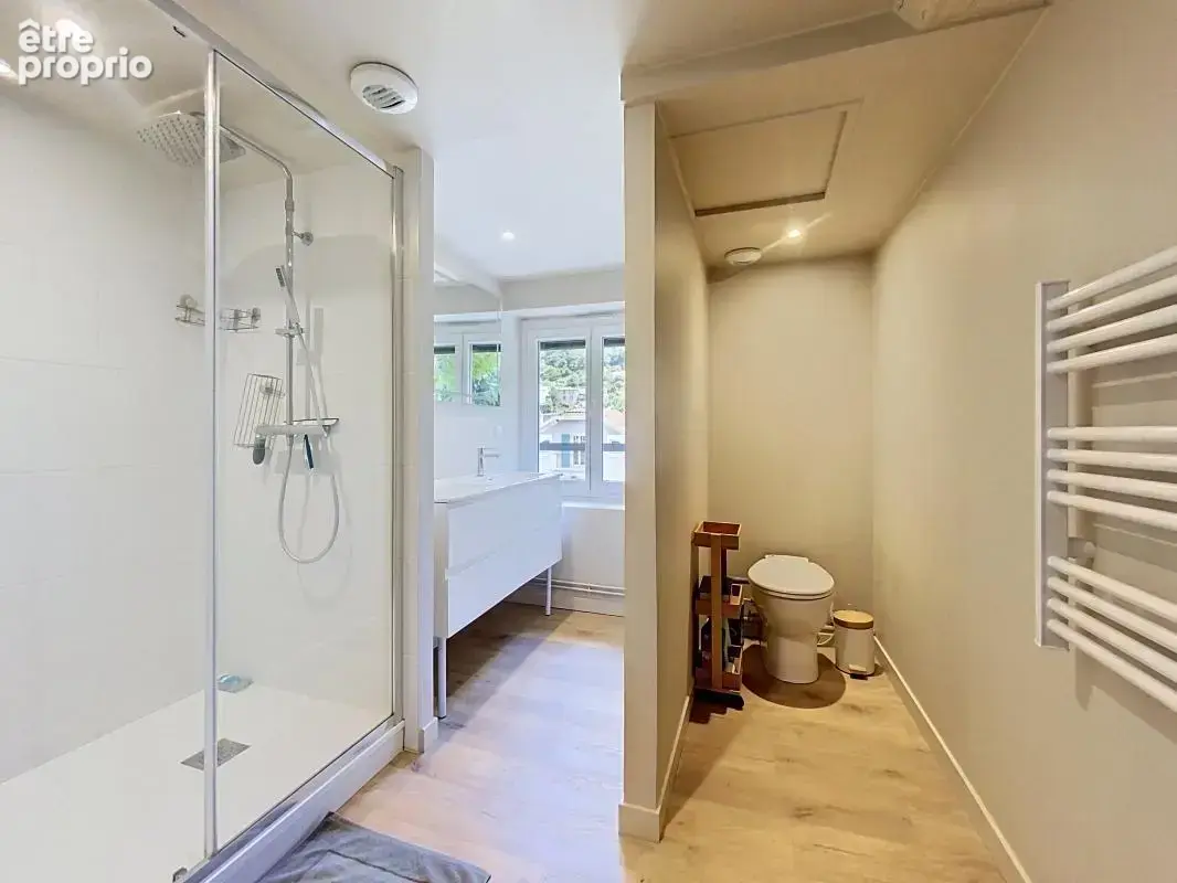 Appartement - Duplex - 3 Chambres - Buanderie - Cave - Extérieur privatif - Parking pour 3 ou 4 voitures - photo 12