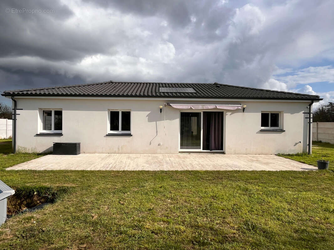 Maison à SAINT-SAUVEUR