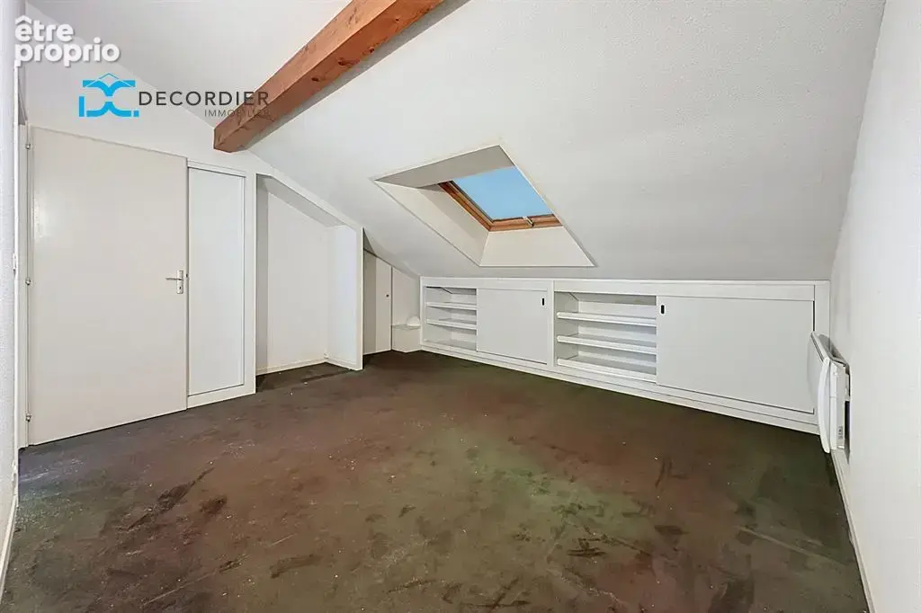 Evian hypercentre maison en copro avec 2 garages - photo 13