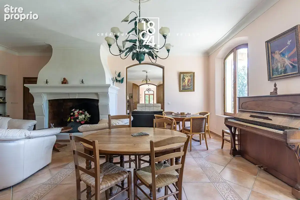 À vendre I Sud Luberon I Propriété I 1060m² - photo 13