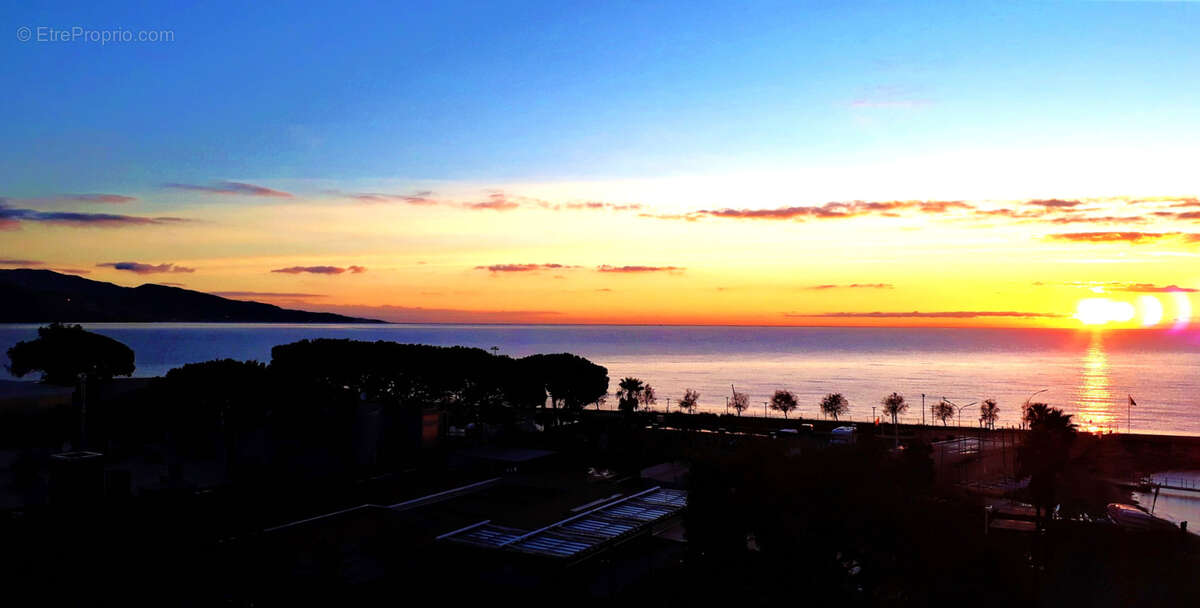 Appartement à ROQUEBRUNE-CAP-MARTIN