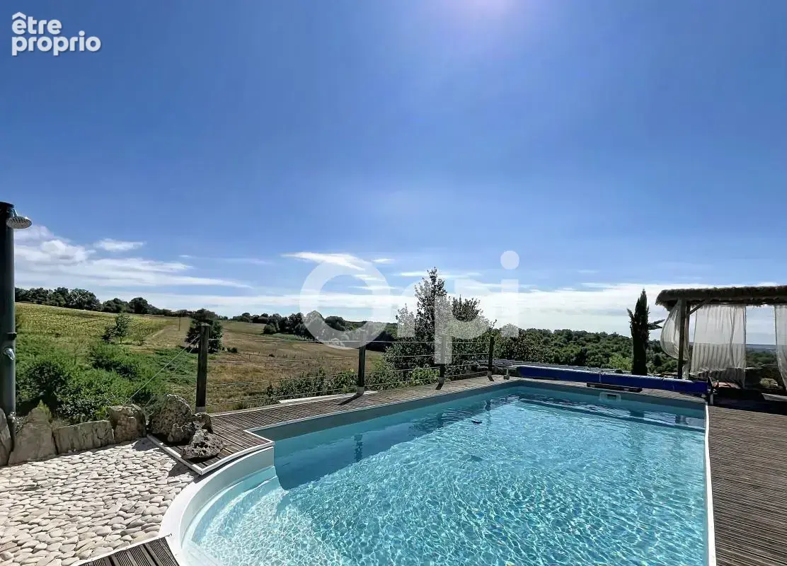  Ensemble immobilier de charme – Deux maisons rénovées – Vue panoramique & piscine – Secteur Hautefort / Excideuil - photo 6