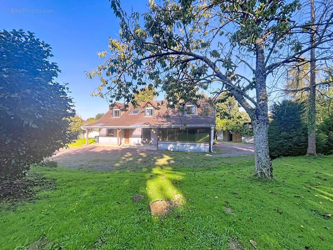 Maison à LE MESNIL-EURY