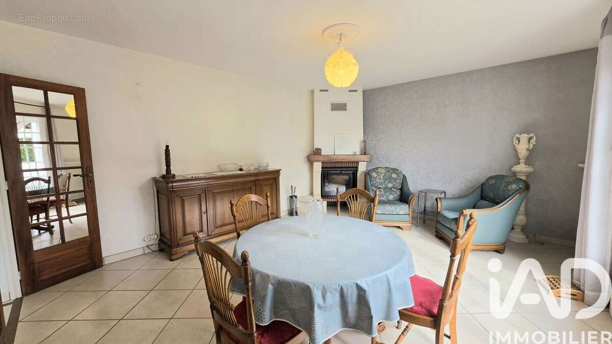 Photo 3 - Maison à POITIERS
