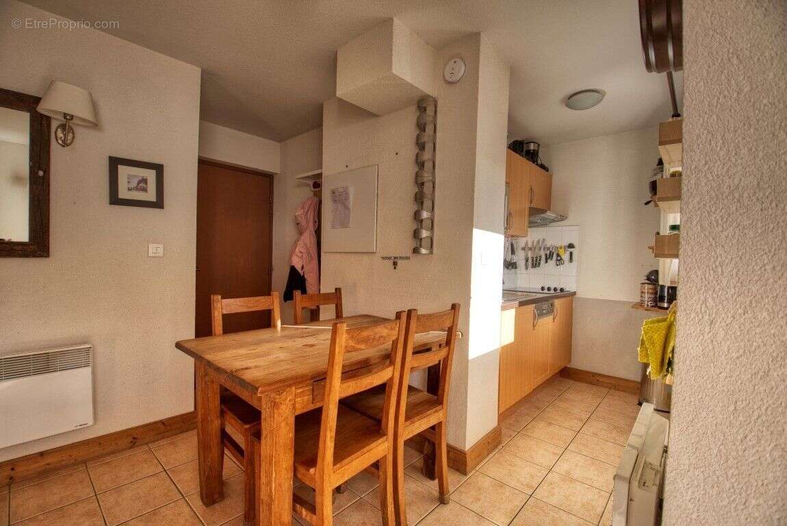 Appartement à MORILLON