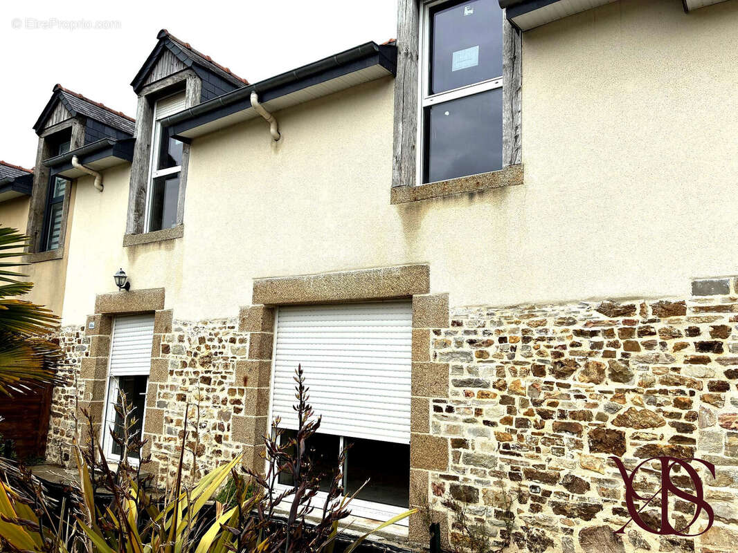 Maison à SAINT-AUBIN-D'AUBIGNE