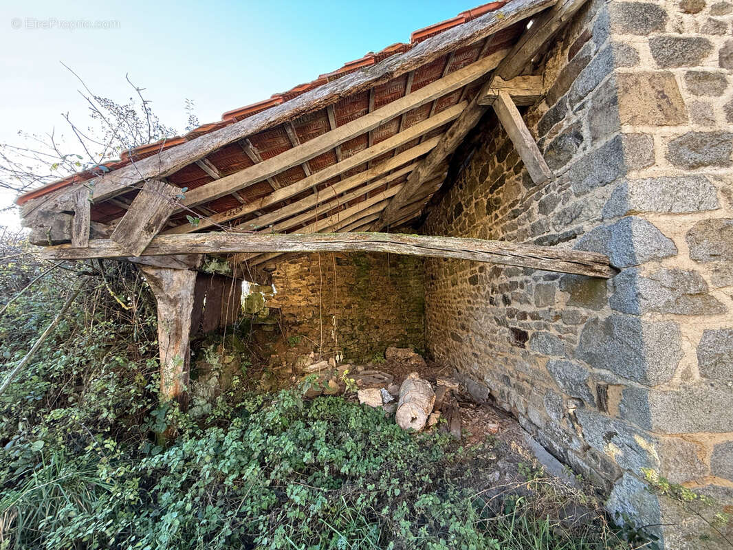 Maison à BUSSIERES
