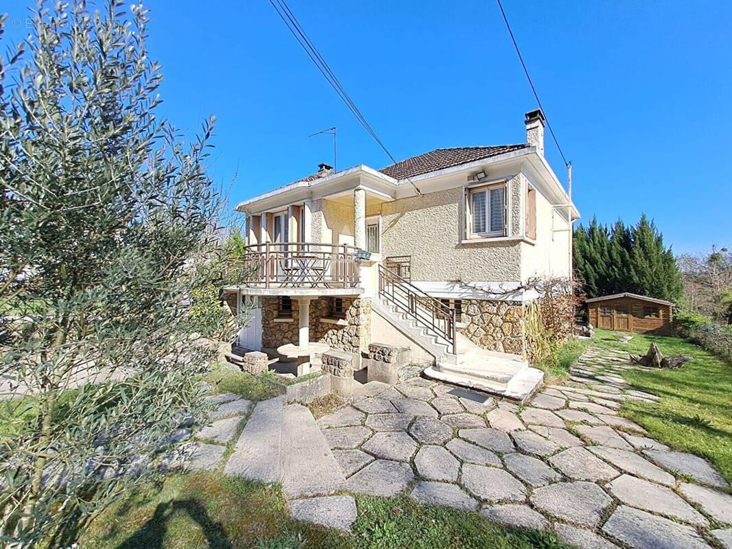 Maison à SAINT-GERMAIN-LES-ARPAJON