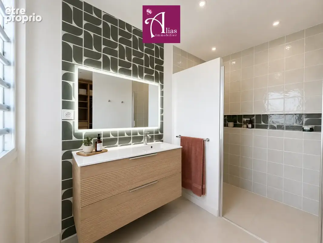 Villa contemporaine F6 de 205 m2 avec piscine à Duquerry   Petit-Bourg - photo 6