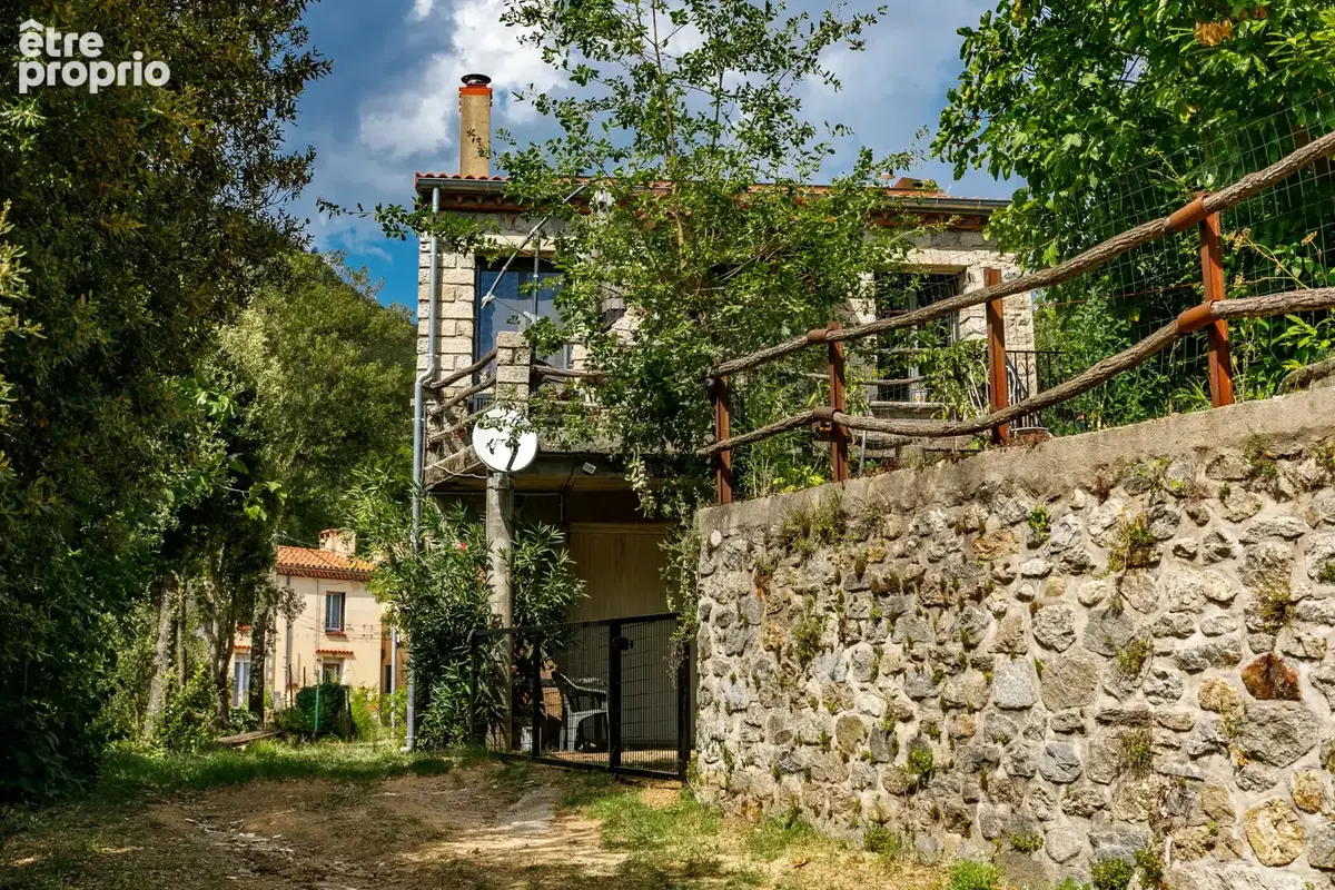 Mas rénové avec terrasse - jardin, garage et studio indépendant - 427000 euros - photo 17