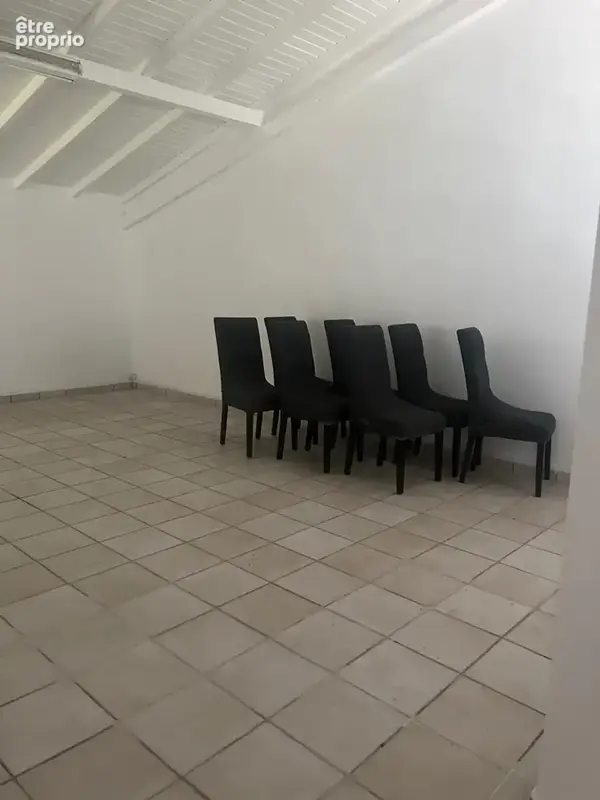 Maison individuelle T6 avec dépendances   La Jaille, Baie-Mahault (97122) - photo 10