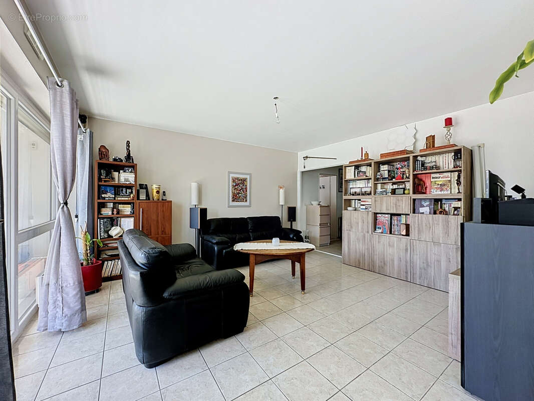 Appartement à TASSIN-LA-DEMI-LUNE