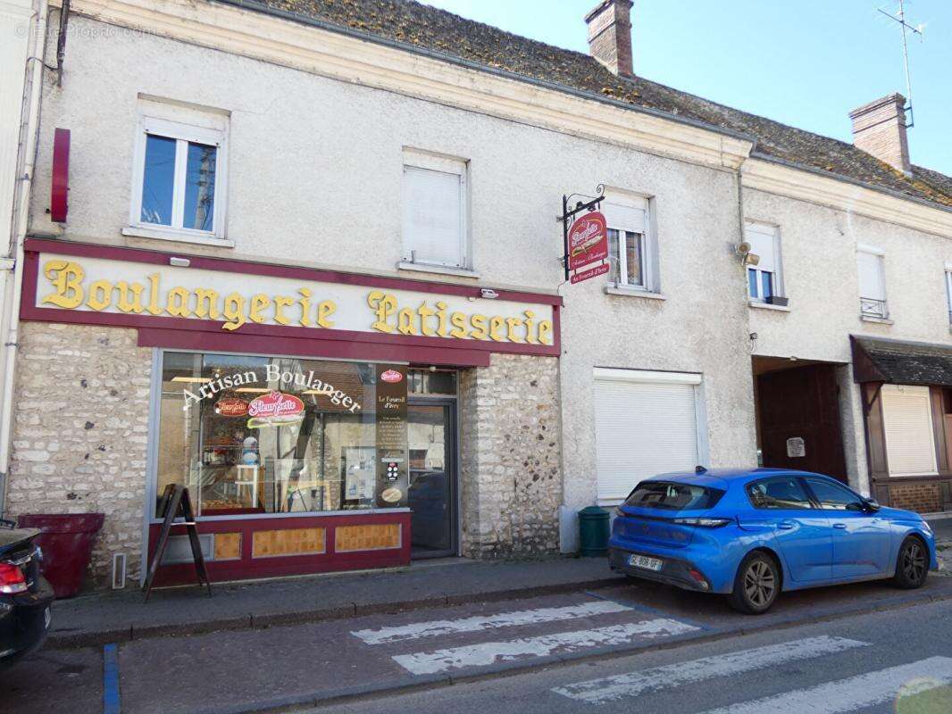 Appartement à IVRY-LA-BATAILLE