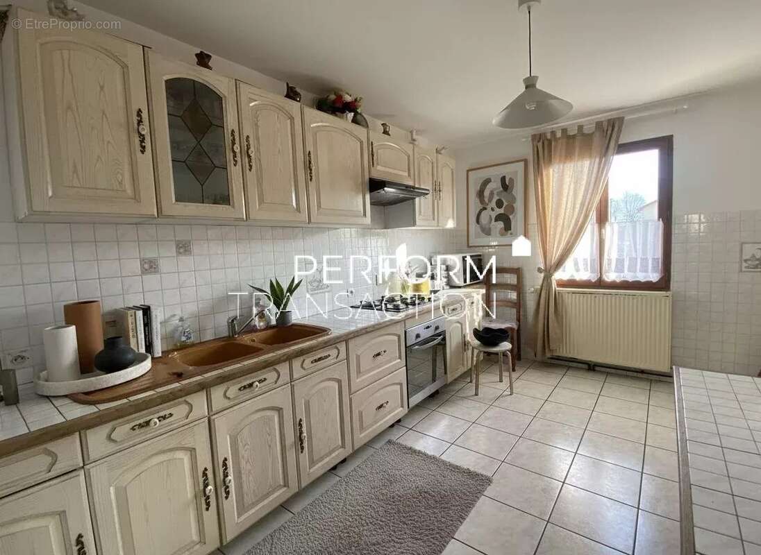 Maison à ECHIROLLES