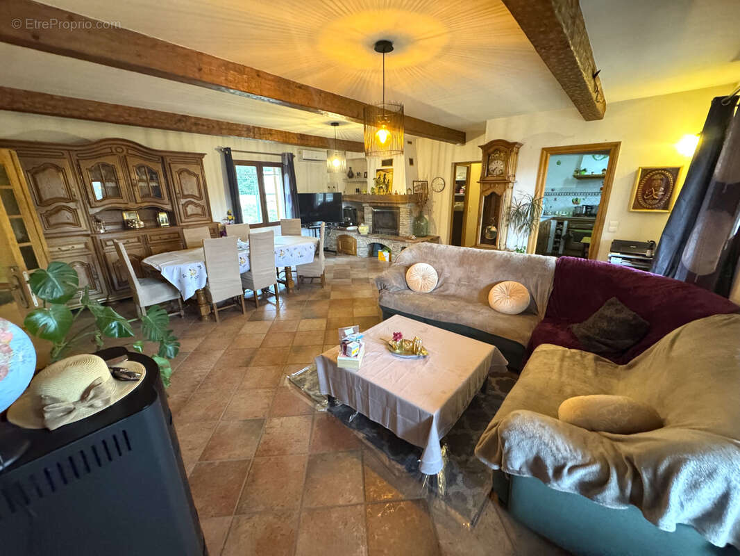 Maison à COLLOBRIERES