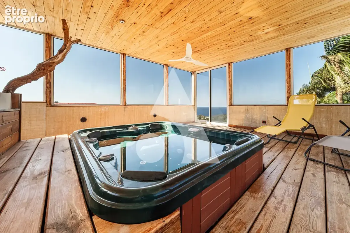Domaine touristique d'exception avec piscine intérieure à Langevin - photo 2