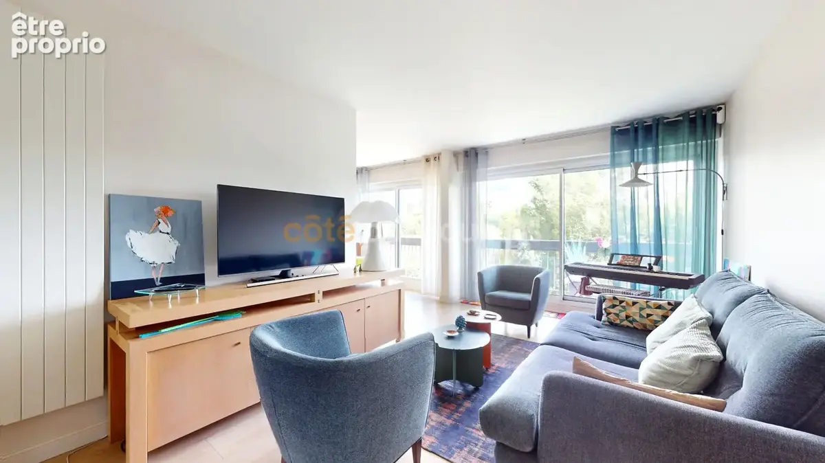Appartement à VERRIERES-LE-BUISSON