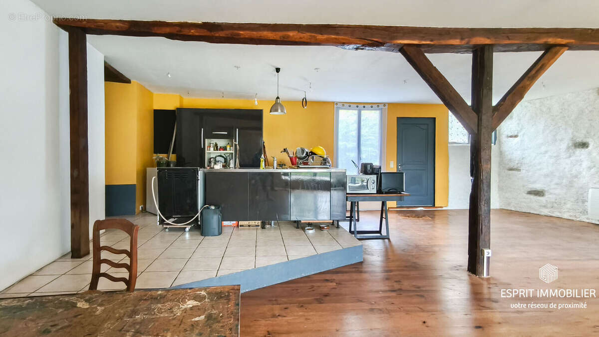 Maison à PONT-AVEN
