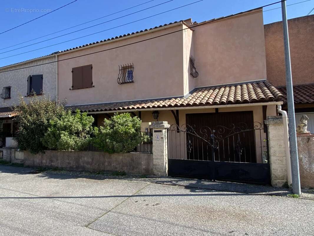 Maison à CONTES