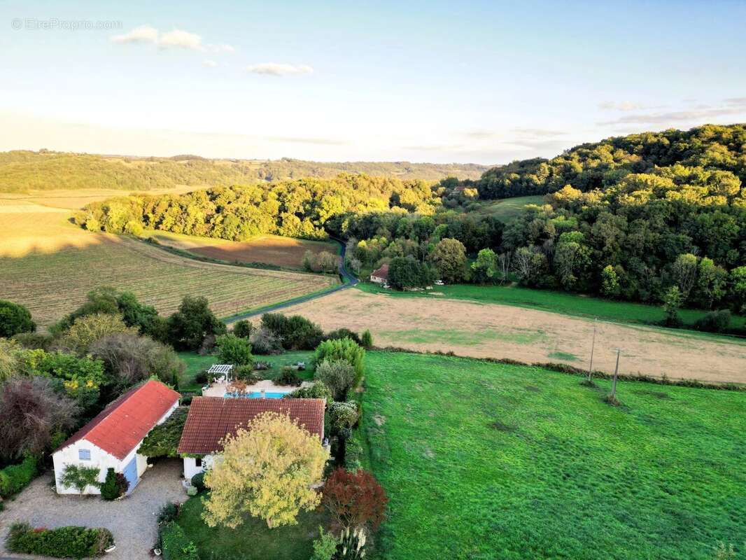 Maison à AURIONS-IDERNES