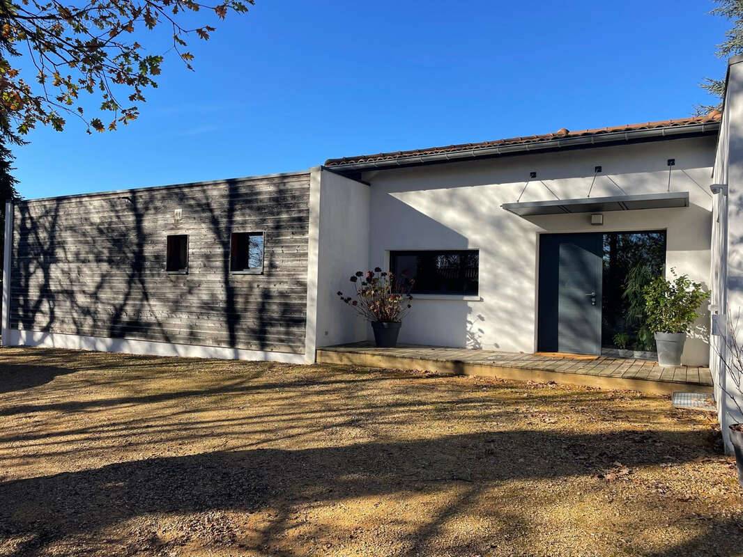 Maison à SAINT-CYR-AU-MONT-D'OR