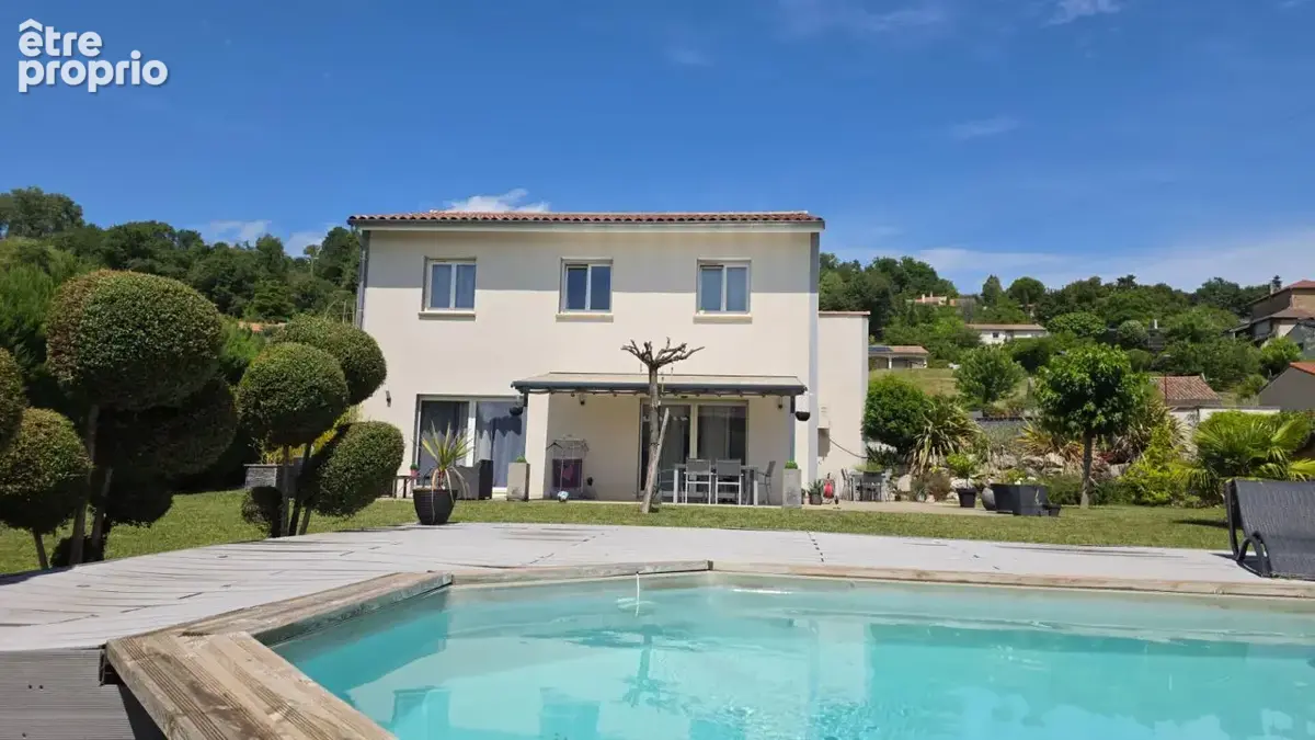 Maison à GEYSSANS