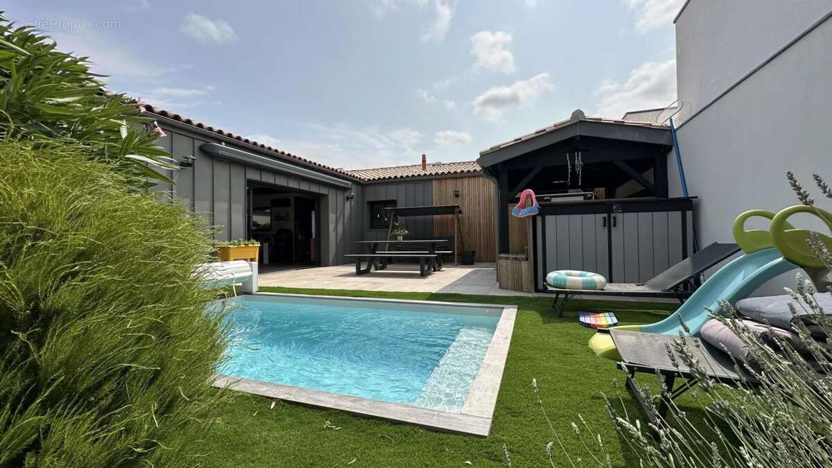 Maison à LA ROCHELLE