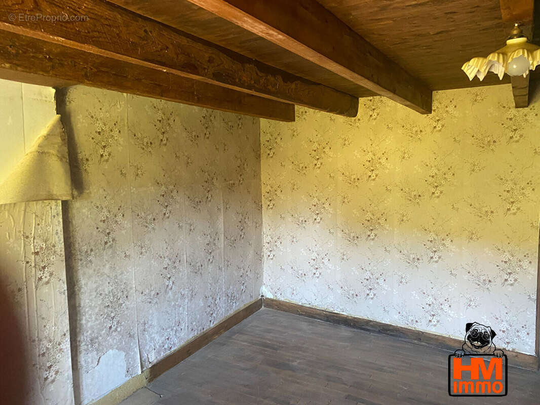 Maison à SAINT-LEGER-LA-MONTAGNE